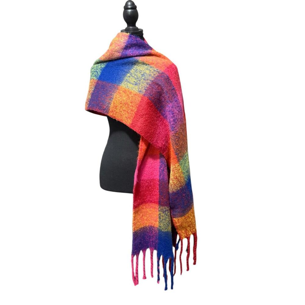 Steve Madden Women's Brushed Plaid Blanket Wrap Scarf Multicolor Winter OSFM - Picture 2 of 5